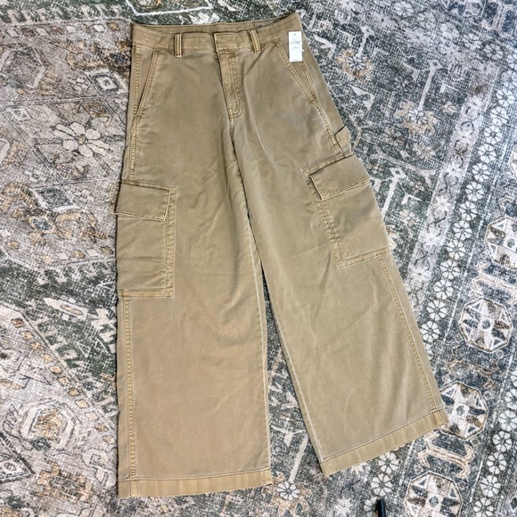 NWT Gap Women's  Baggy Cargo Khaki Pants Tan Cargo Pants Size 2 Petite - Picture 8 of 16